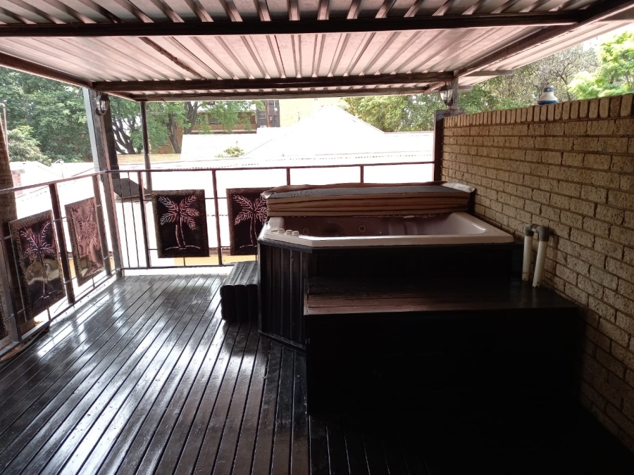 3 Bedroom Property for Sale in Rustenburg Central North West